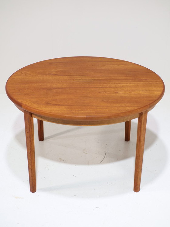 Image 1 of Uitschuifbare ronde eettafel Skovby Møbelfabrik teak Deens vintage
