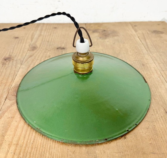 Image 1 of Industriële groene emaille lamp, jaren 30