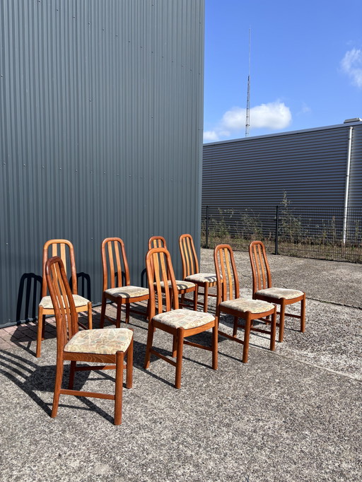 8 X Chaises de salle à manger vintage en teck