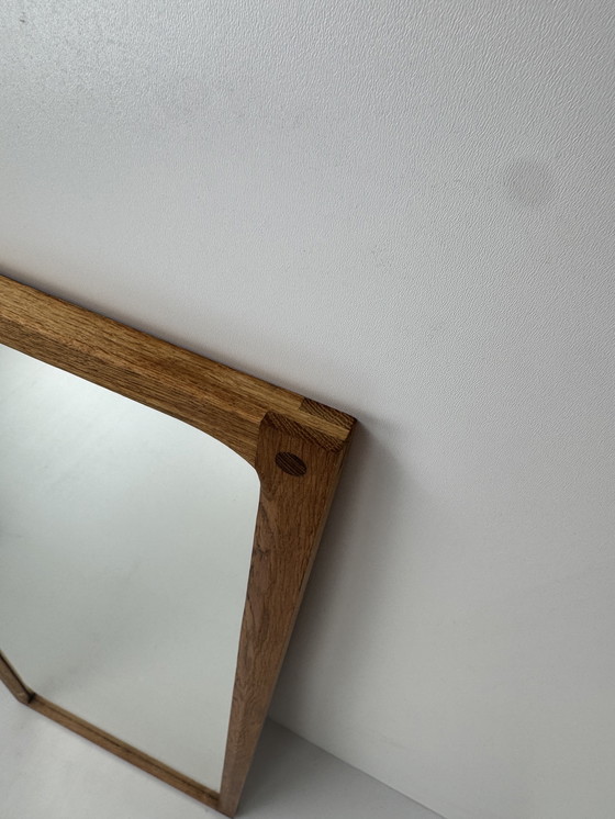 Image 1 of Specchio Aksel Kjersgaard modello 165 in quercia – Semplicità danese di metà secolo