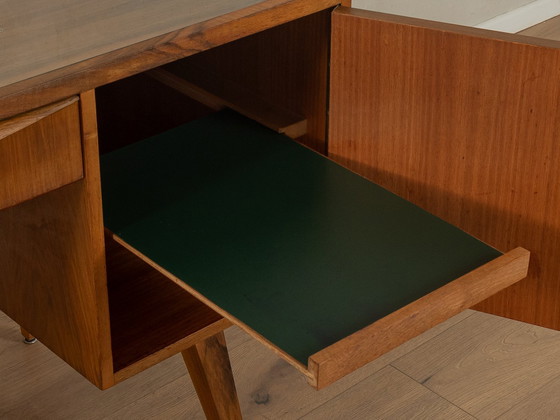 Image 1 of Bureau indépendant des années 1950