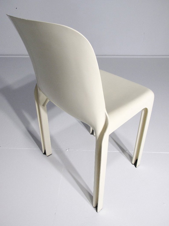 Image 1 of 2 x ARTEMIDE SELENE di Vico Magistretti / CREMA / BREVETTO IN ATTESA
