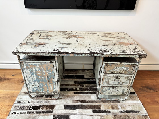 Image 1 of Scrivania in metallo vintage industriale unica: un pezzo di tendenza