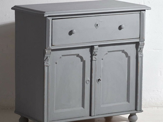 Antique two-door living room chest of drawers (c.1920) #15 – Wood (photo 2 of 38)