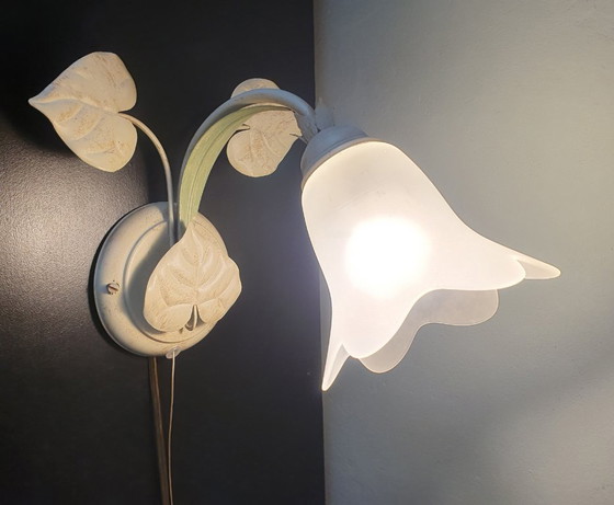 Image 1 of Vintage Italian wall lamp - Floral - Voghera - glass shade