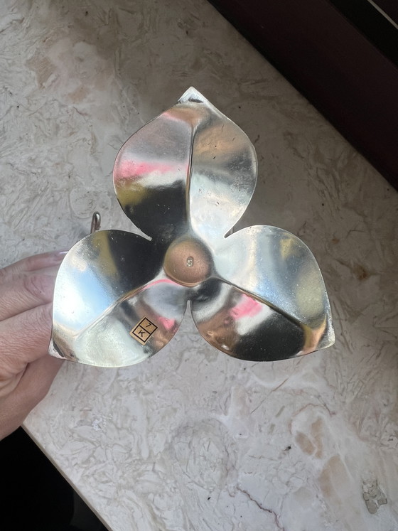 Image 1 of Vintage WMF wandhaak – Mid-Century design – Bloemvorm – jaren 50/60