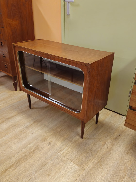 Image 1 of Vetrina vintage affascinante Vetrina vetrina Vetrina vetrina