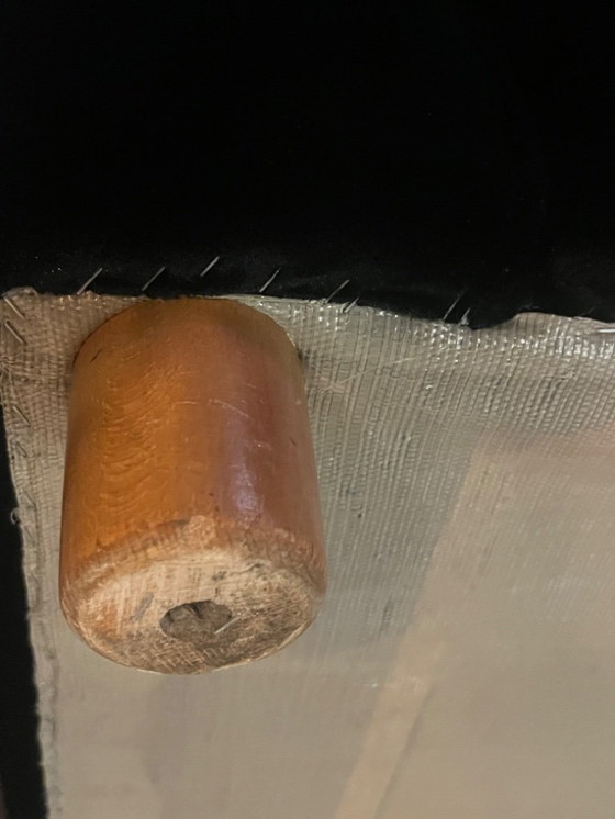 Image 1 of Gelderland Sofa 5811 – neu bezogen mit schwarzem Samt