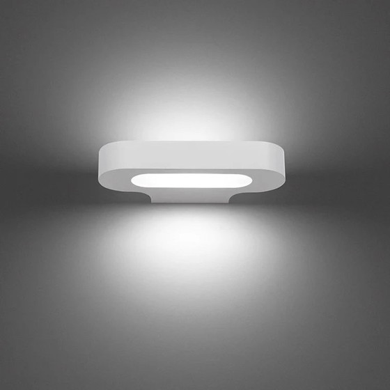 Image 1 of Artemide Talo wandlamp