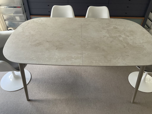 Kingston uitschuifbare eetkamertafel  van 160cm / 230 cm in Keramiek