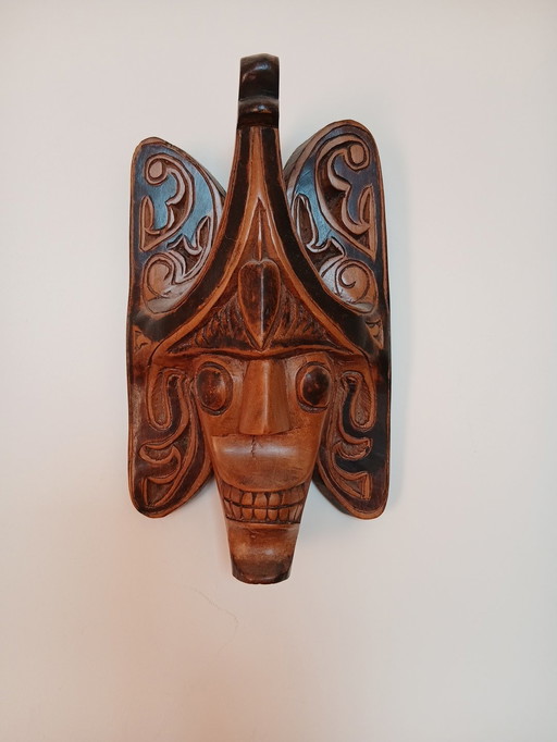 Beautiful vintage Asian wood carving