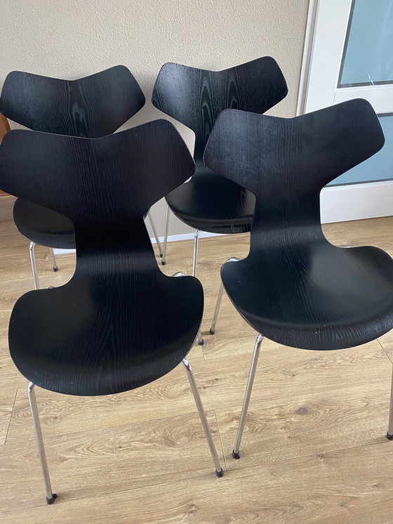 Image 1 of 4 butterfly chairs grand prix Arme Jacobsen for Fritz Hansen