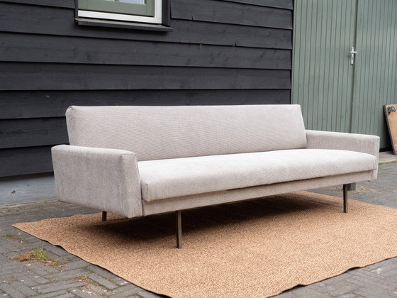 Image 1 of Gelderland Rob Parry Lotus | Vintage design daybed | Beige