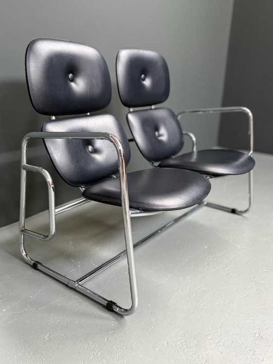 Image 1 of Divano italiano a 2 posti, tipico dello stile di Gae Aulenti e Poltronova