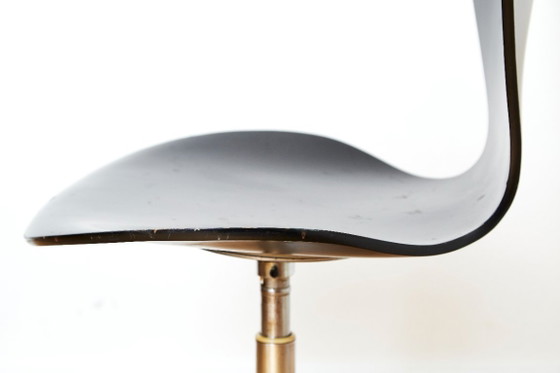Image 1 of Arne Jacobsen 3117 Serie 7 Office Chair for Fritz Hansen
