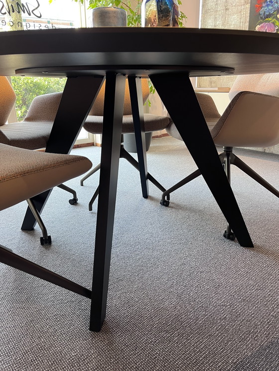 Image 1 of Table de salle à manger ronde Space From The Brand Metaform