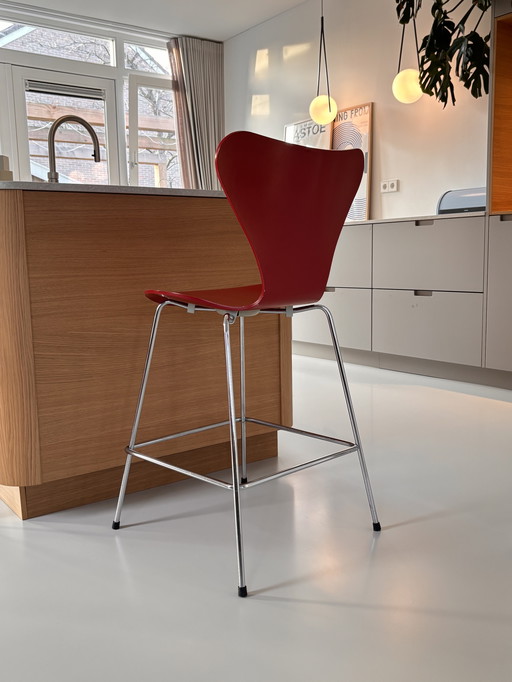 4 sgabelli da bar Fritz Hansen Serie 7