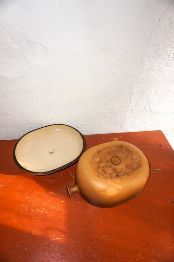 Image 1 of vintage le creuset brown enameled dust oven * cast iron cocotte * size 29 * le mama * enzo mari * french kitchenware * mid-centu