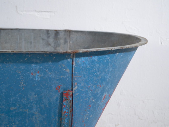 Baignoire ancienne en zinc galvanisé – Bac industriel européen – circa 1900 #1 – Cache pots, Iron, Rustic (photo 34 of 39)