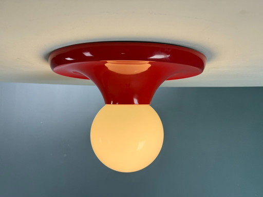Lampada da parete o soffitto "Light Ball" in metallo rosso Castiglioni per Flos, Italia anni '70