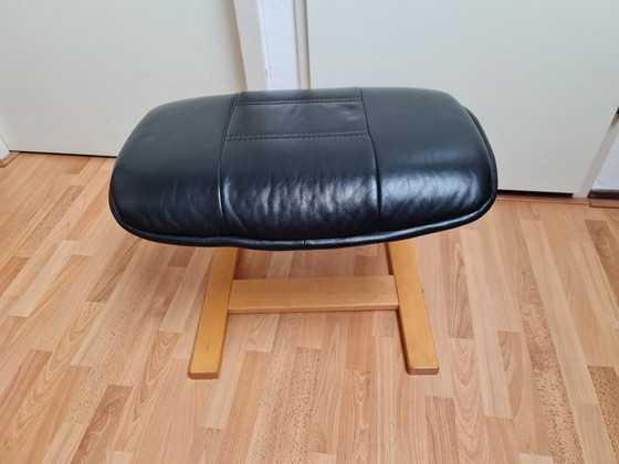 Image 1 of Hocker Poef Voetenbank Leer Vintage Scandinavisch Design