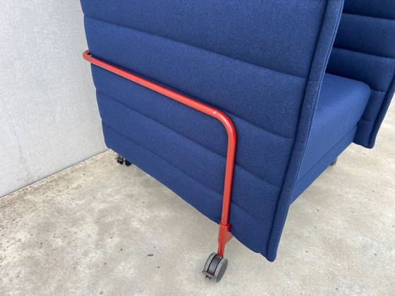 Image 1 of Poltrona Vitra Alcove