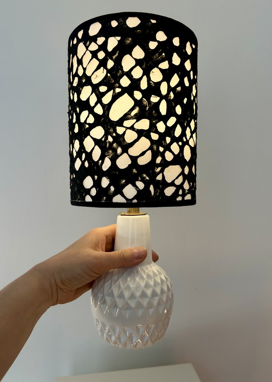 Image 1 of Small expressive vase lamp - upcycled 