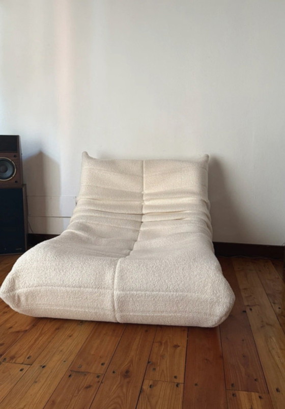 Image 1 of Off-white lounge chair in the Togo style, Space Age design