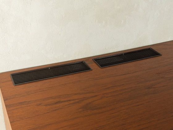 Image 1 of Huisbar, secretaire en andere accessoires uit de jaren 50 in mid-century stijl.