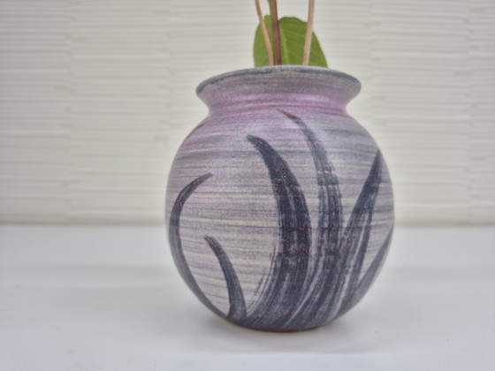 Image 1 of Vintage spherical vase/Ikebana Mobach Utrecht.