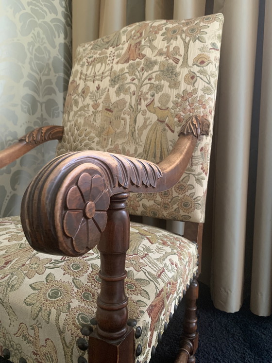 Image 1 of Antiker Ritterstuhl in sehr schönem Zustand