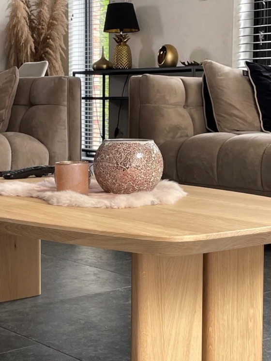 Image 1 of table basse en chêne massif