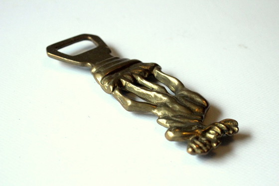 Image 1 of Robusto apribottiglie in ottone con motivo alce - Vintage