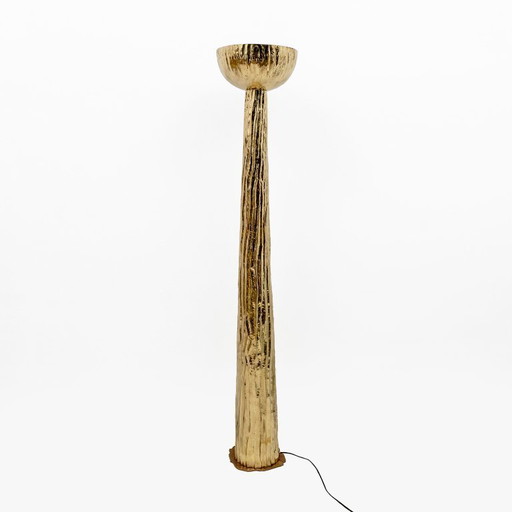 Vloerlamp van gehamerd messing in fakkelstijl, Italië