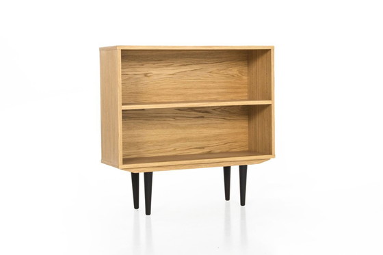 Image 1 of Librería baja de roble - R05