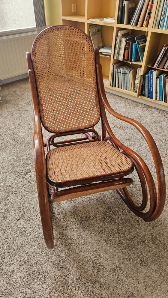 Image 1 of Mecedora Tonet