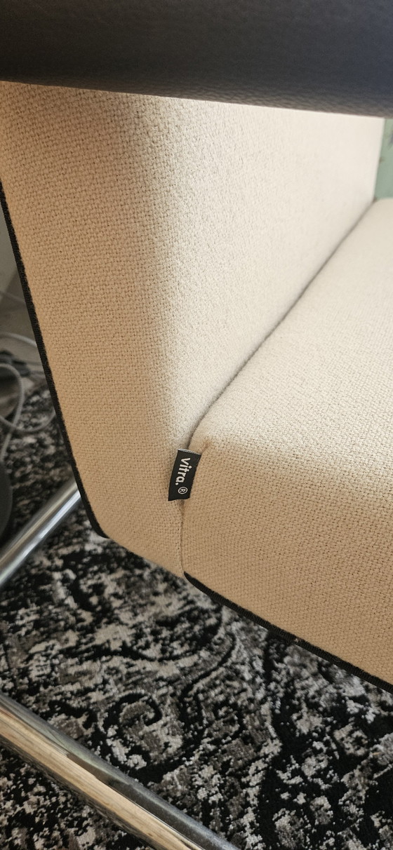 Image 1 of Sillones Vitra