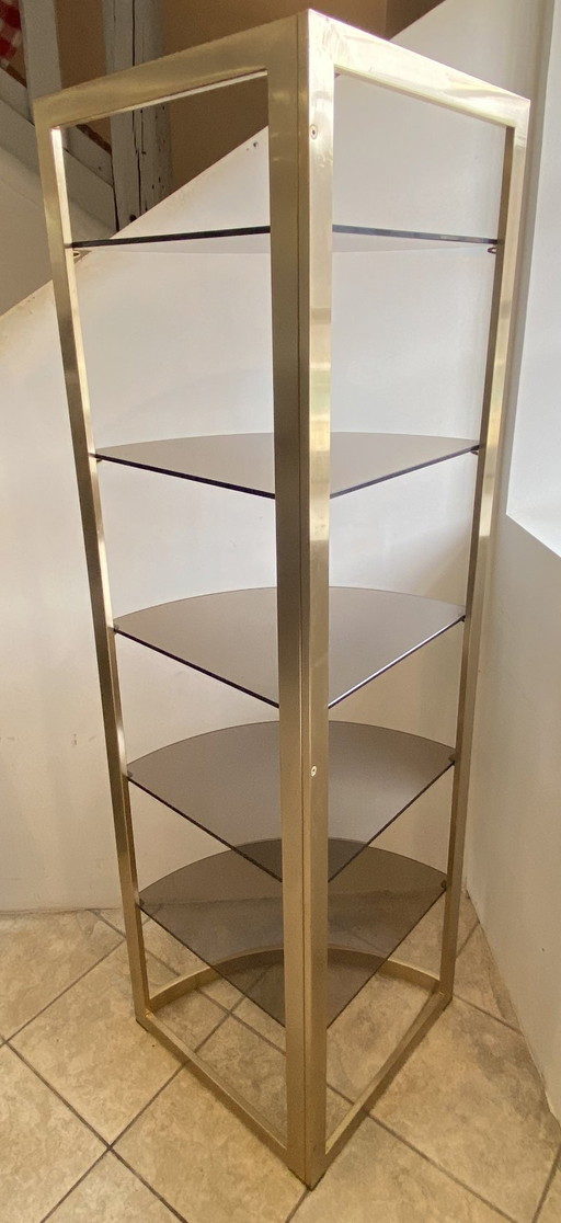 Vintage modulaire hoekwandkast uit de jaren 70 met glazen en gouden metalen frame. – boekenkasten, Glass (photo 2 of 20)
