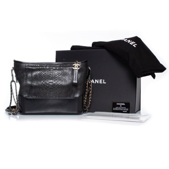 Image 1 of Borsa Chanel Gabrielle media in pitone