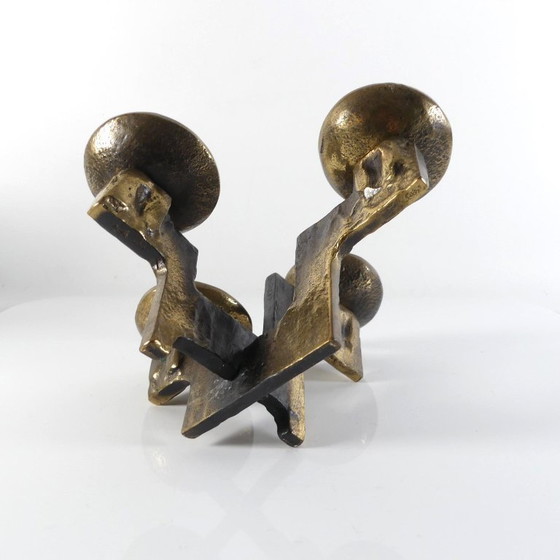 Image 1 of Brutalistische bronzen kandelaar uit de jaren 60