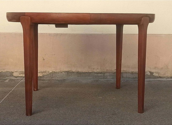 Table à manger 4 à 8 personnes + 4 chaises de Niels Vodder Années 60 – Salles à manger complètes, Wood, Skai (photo 7 of 29)