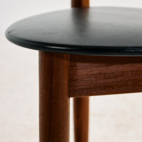 Image 1 of Juego de comedor MK11690 de teca de Hans Olsen para Frem Røjle. Juego de 5