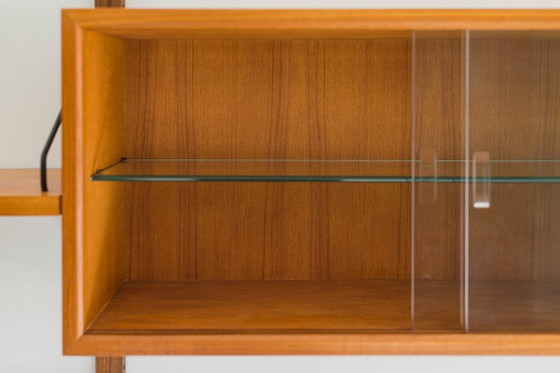 Image 1 of Modulair wandplankensysteem van Poul Cadovius voor Cado, jaren 60.