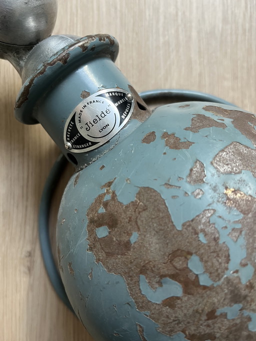 Vecchia lampada da parete vintage Jielde