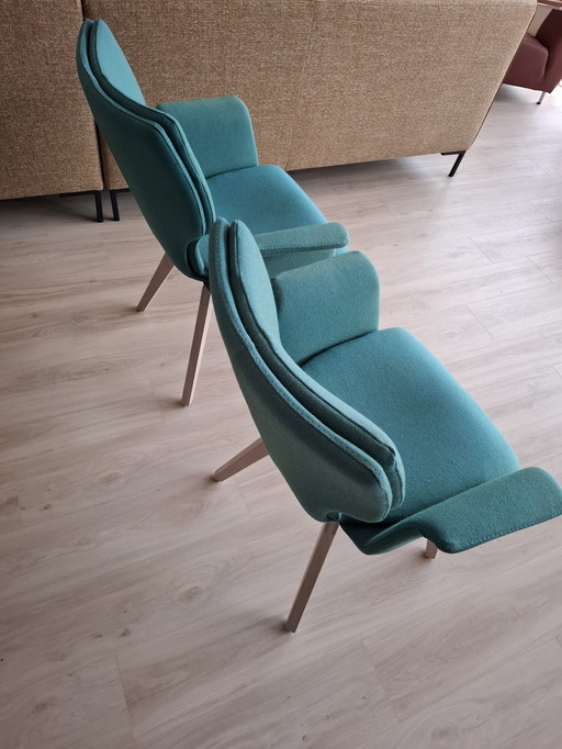 Deux chaises de salle à manger Bert Plantagie