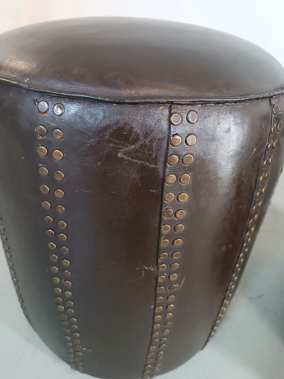 Image 1 of Set van 2 bruine leren poefs