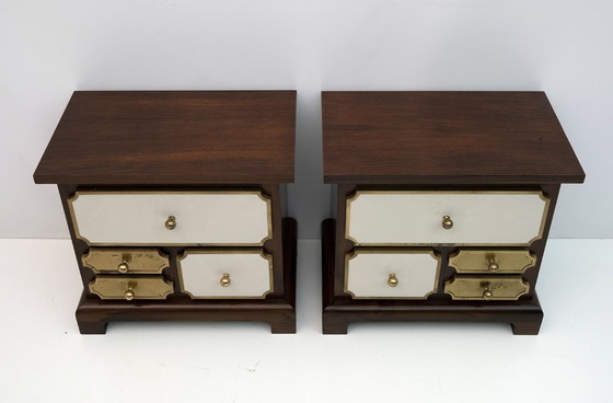 Image 1 of Set di comò e comodini italiani del Medioevo Luciano Frigerio