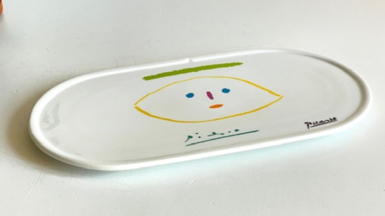 Image 1 of Serveerschaal/bord gesigneerd door Picasso