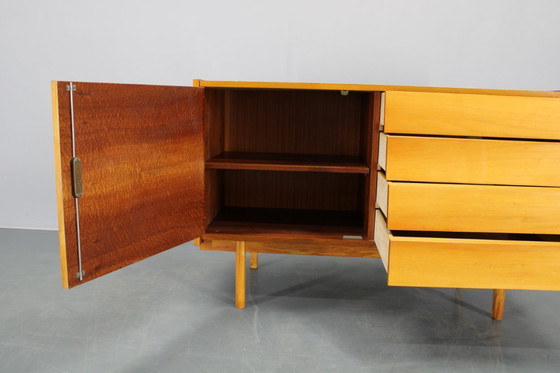 Image 1 of 1960s Czechoslovakian Maple Veneer Sideboard with Solid Maple Wood