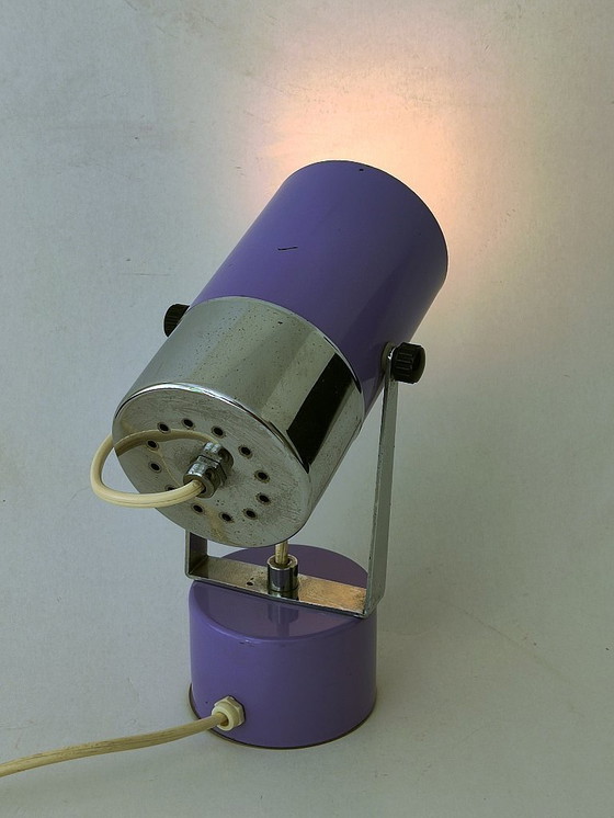 Image 1 of Ensemble de lampe de table lilas futuriste